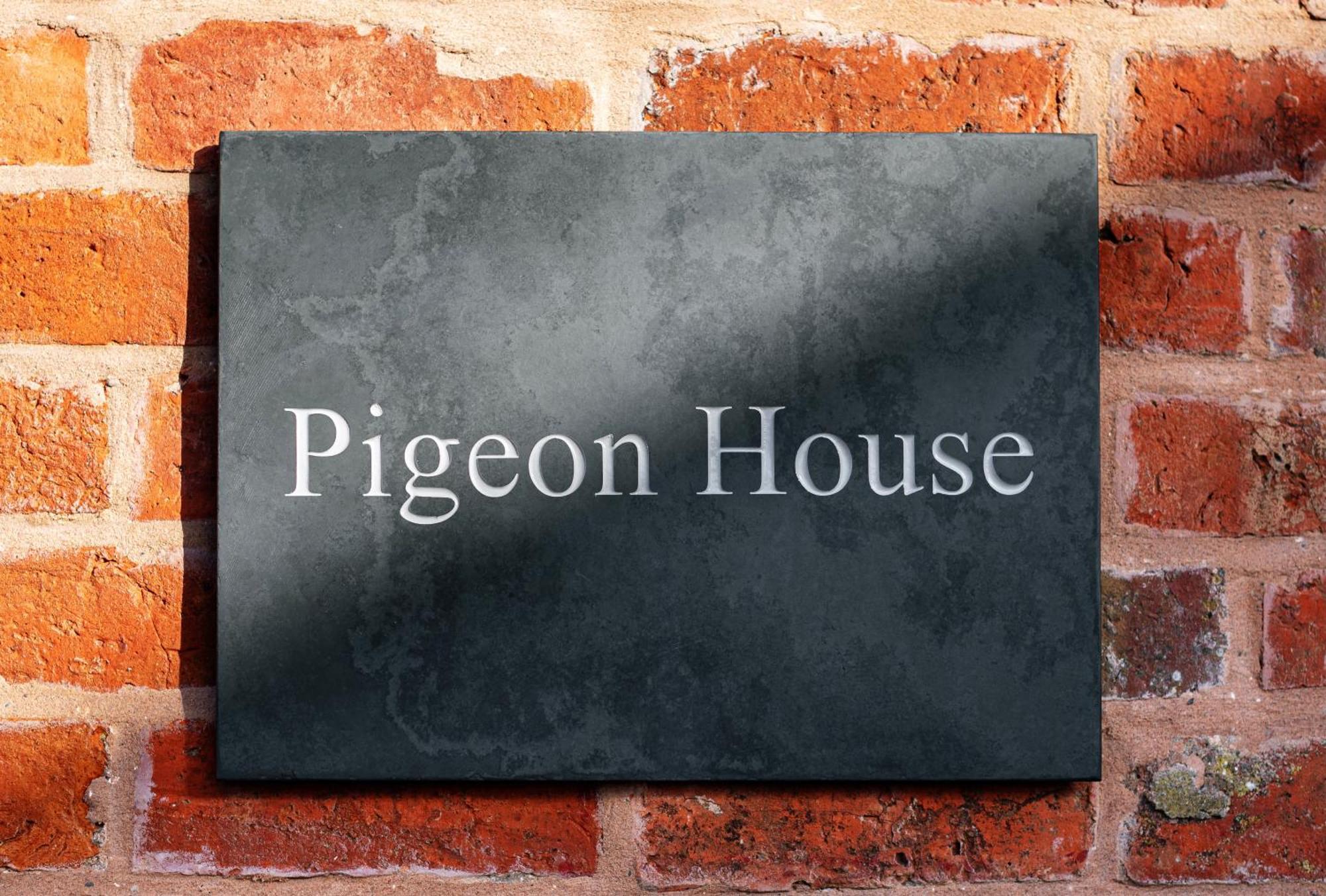 Pigeon House - Unique Barn With Private Garden, Hot Tub And Wood Burner Villa Shrewsbury Exterior photo